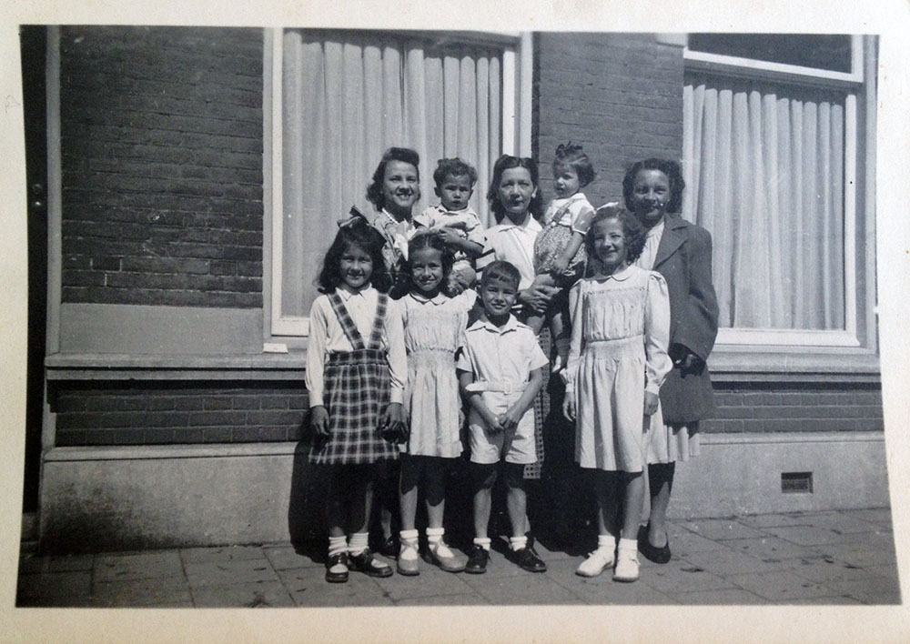 foto familie Klencke-Loth Den Haag ca 1949